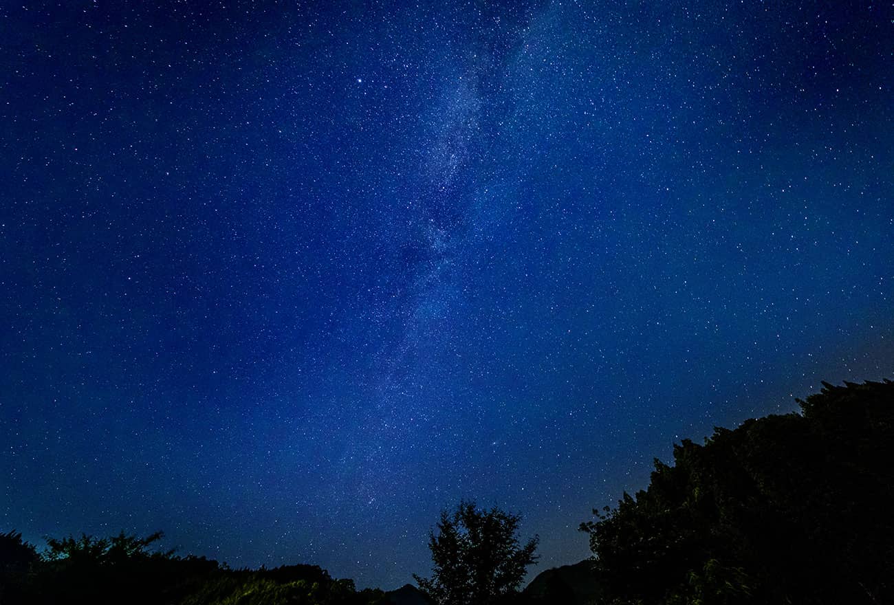 満天の星 清流と大自然の中でグランピングを楽しむ